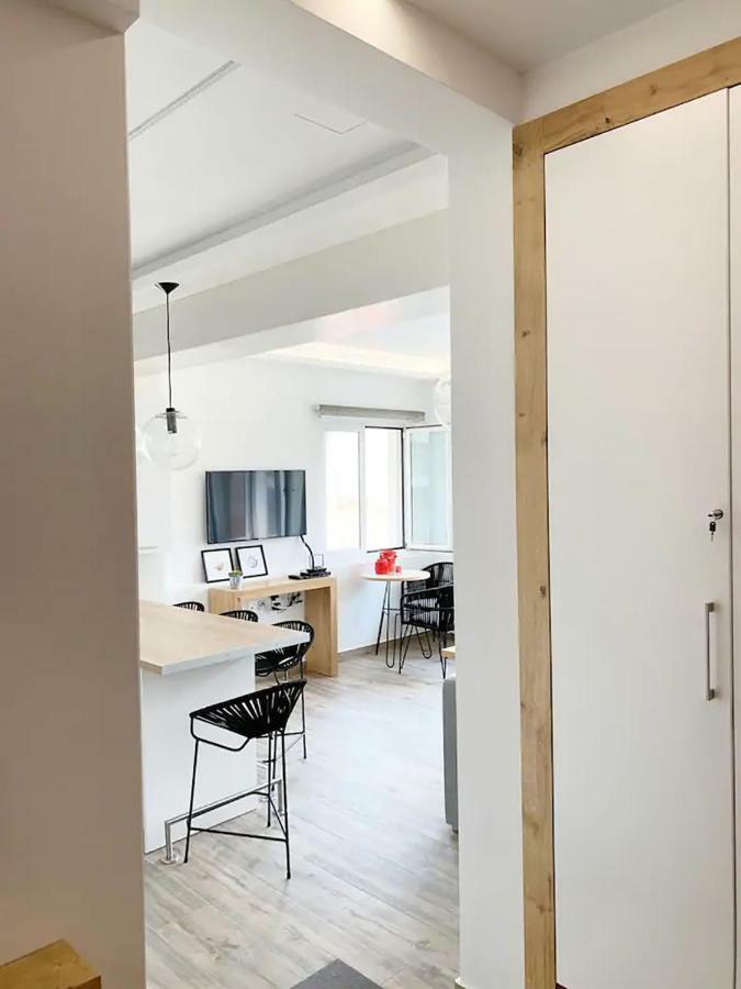 Cosmosdome. View In The Heart Of Athens! Apartment